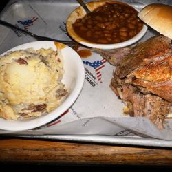 County Grill & Smokehouse - Pulled Pork Bbq