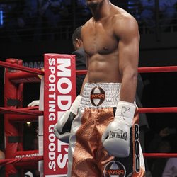 Star Boxing - Star Boxing's World Champ Demetrius Andrade