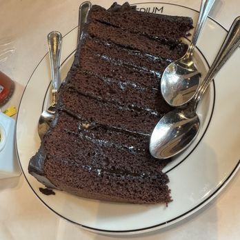 Medium Rare - Double Chocolate Fudge 3 Layer Cake - Steakhouses Near Me - Houston, Texas Medium Rare - Double Chocolate Fudge 3 Layer Cake - Steakhouses Near Me - Houston, Texas