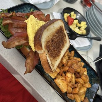 The Local - Breakfast & Brunch Near Me - Neptune Beach, Florida