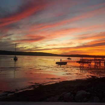 Smuggler's Cove Inn - Hotels Near Me - East Boothbay, Maine Smuggler's Cove Inn - Hotels Near Me - East Boothbay, Maine