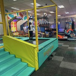 Chuck E. Cheese