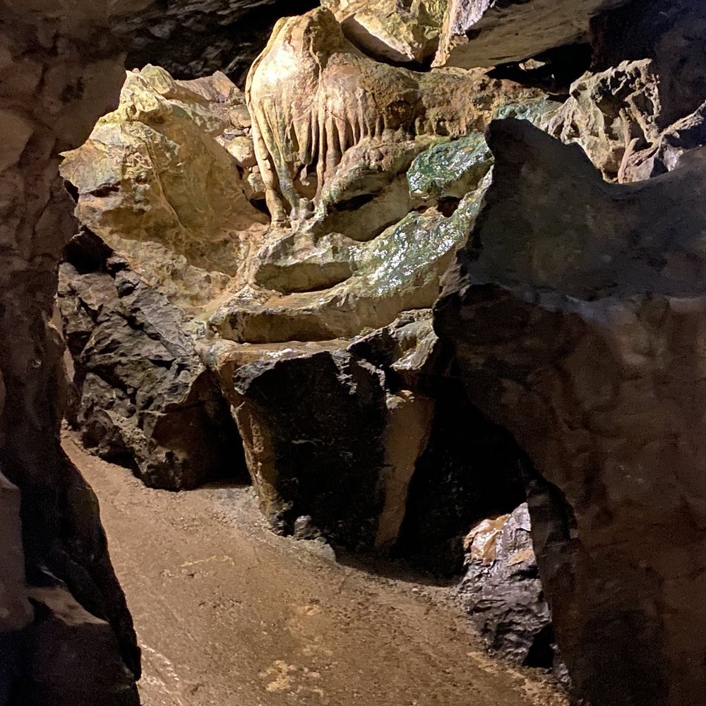 St. Beatus-Höhlen - St. Beatus Caves - Landmarks & Historical Buildings Near Me - Beatenberg, BE