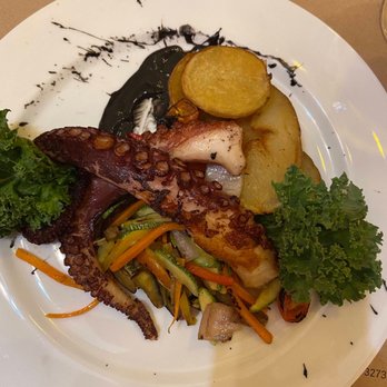 Cocina Puerto - Pulpo and potatoes - Latin American Near Me - Valparaíso, VS