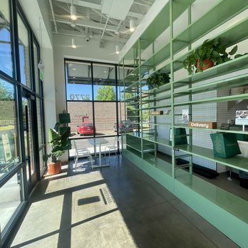 sweetgreen - Healthy Salads, Wraps, and Bowls - Pick up area - Salad Near Me - Denver, Colorado sweetgreen - Healthy Salads, Wraps, and Bowls - Pick up area - Salad Near Me - Denver, Colorado