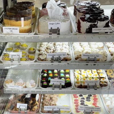 Klemm's Bakery by null