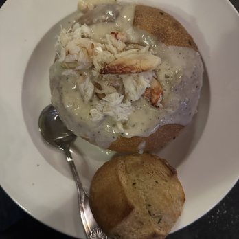 Finn's Fish House - Clam chowder sourdough bread bowl with crab on top - Seafood Near Me - Seaside, Oregon