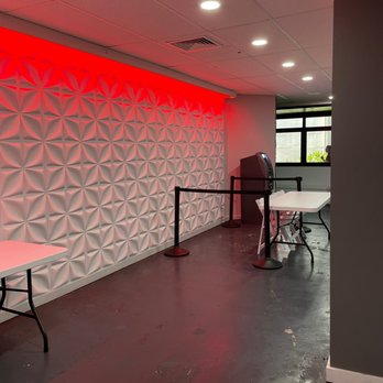 Bside - Lounges Near Me - Honolulu, Hawaii