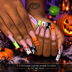 Nails by Thi