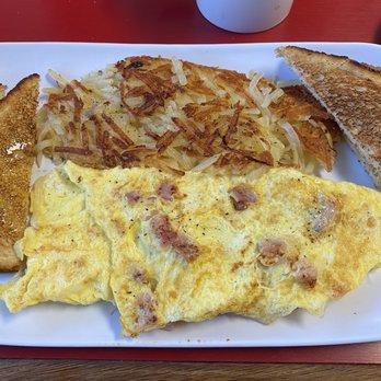 Ruthy's Kozy Kitchen - Breakfast & Brunch Near Me - New Smyrna Beach, Florida