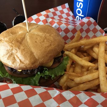 Angus Burger - American Near Me - Snohomish, Washington