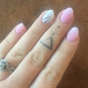 The Nail Lounge - Nail Salons Near Me - Moore, Oklahoma