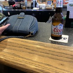 The Pit Stop Pub - Beer and good times