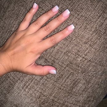 Hollywood Nails - Nail Salons Near Me - Longview, Texas