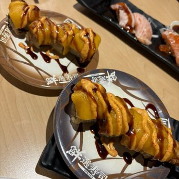 Waka Sakura - Conveyor Belt Sushi Near Me - Gardena, California Waka Sakura - Conveyor Belt Sushi Near Me - Gardena, California