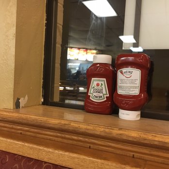 Dairy Queen - Ketchup bottles every where - Burgers Near Me - Childress, Texas
