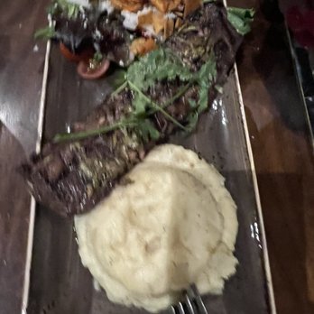 GRANVILLE - Steak a mash - New American Near Me - Studio City, California GRANVILLE - Steak a mash - New American Near Me - Studio City, California