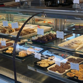 Twisted Sisters Bake Shop - Cupcakes Near Me - Fredericksburg, Texas