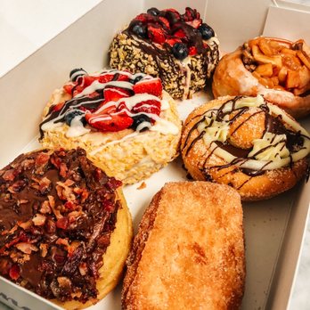 Mojo Donuts - Assorted donuts - Donuts Near Me - Pembroke Pines, Florida Mojo Donuts - Assorted donuts - Donuts Near Me - Pembroke Pines, Florida