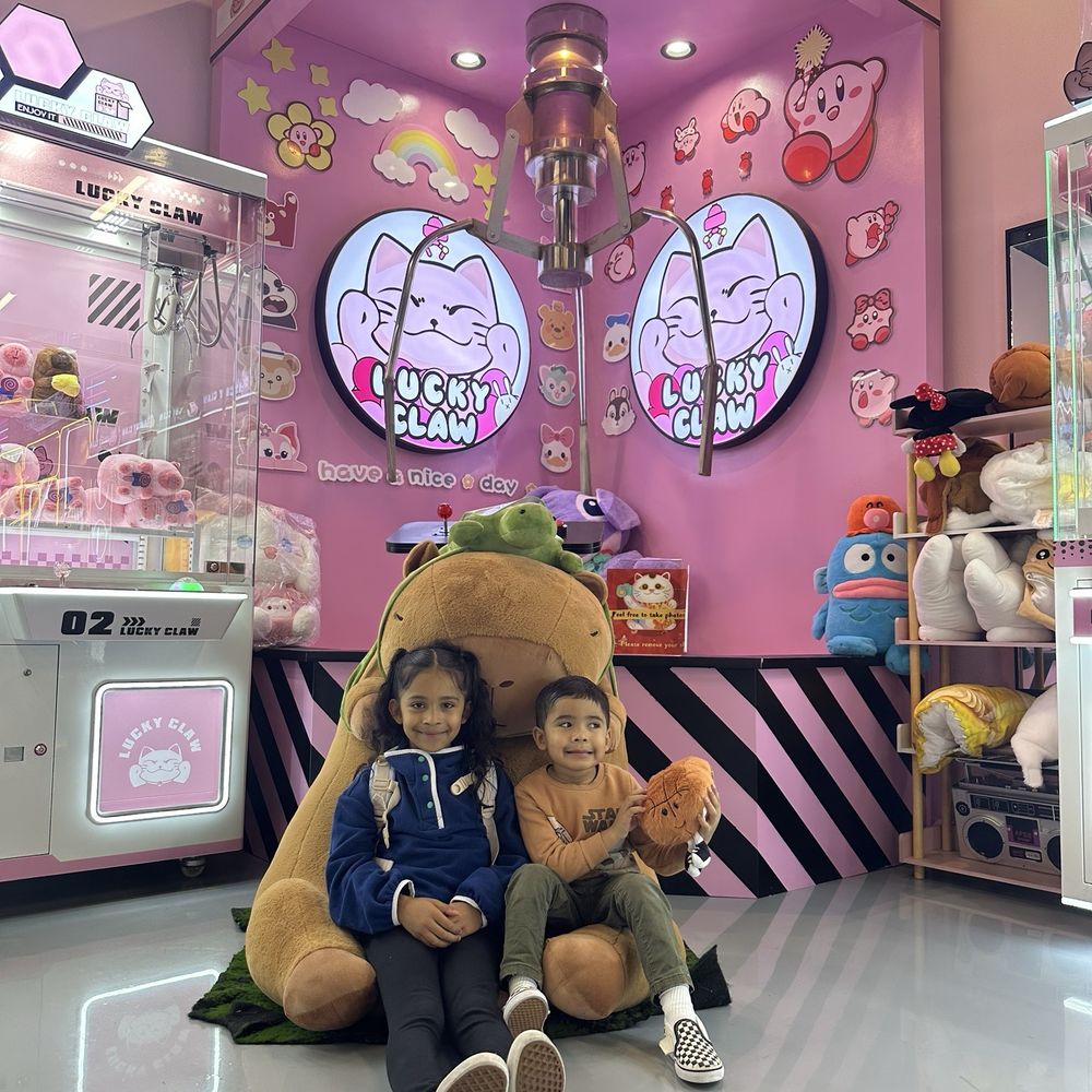 Lucky Claw - Such a great spot ! - Arcades Near Me - Rancho Cucamonga, California