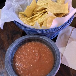 El Norte Mexican Restaurant - Chips and salsa