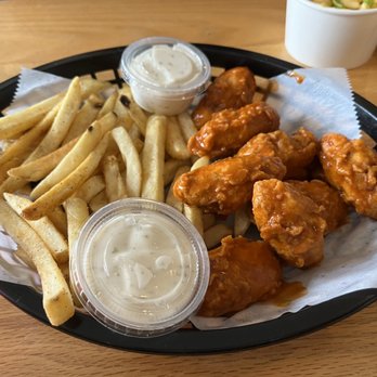 Korny Vibes - Boneless Buffalo wing basket - Vegan Near Me - Houston, Texas Korny Vibes - Boneless Buffalo wing basket - Vegan Near Me - Houston, Texas