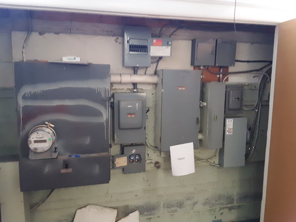 Slide of Green's Electric and Plumbing