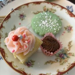 Desserts Desserts