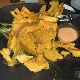 Chicken monfungo with garlic sauce Chicken monfungo with garlic sauce