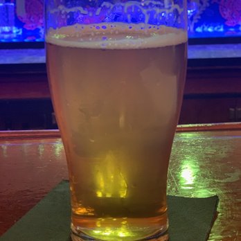 The Klondike Tavern - Wanderlust IPA - New American Near Me - St Helens, Oregon