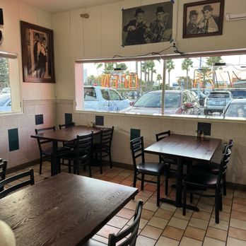 Tony Di Maggio’s Pizza - Interior - as of 10.24.25 - Pizza Near Me - San Jose, California