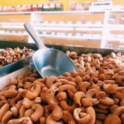 The Peanut Shoppe - Large whole cashews. Yum!