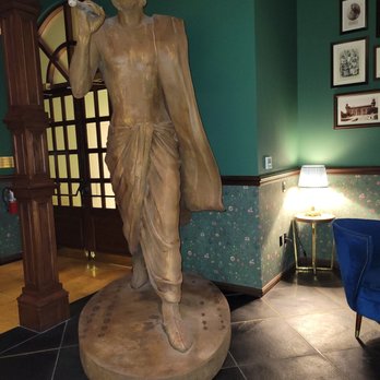 Musaafer - Impressive statue! - Indian Near Me - Houston, Texas