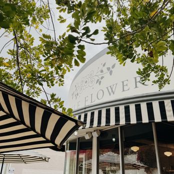 Little Flower - Interior - Candy Stores Near Me - Pasadena, California