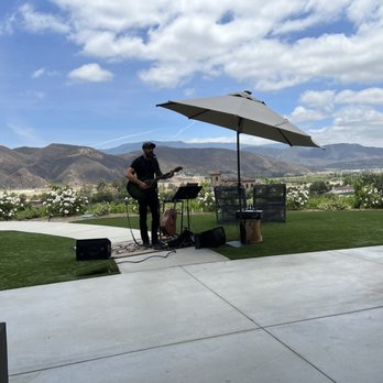 Altisima Winery - Live entertainment on the weekends. - Wineries Near Me - Temecula, California