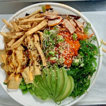 Poké Island Plus - Poké bowl with spicy tuna, tofu, seaweed salad, squid salad, edamame, masago, and avocado. - Vietnamese Near Me - Oldsmar, Florida