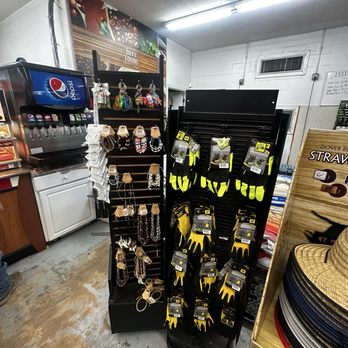 Crossroads Country Store - Merchandise - Convenience Stores Near Me - Chiefland, Florida
