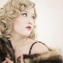 Windy City Pin Up