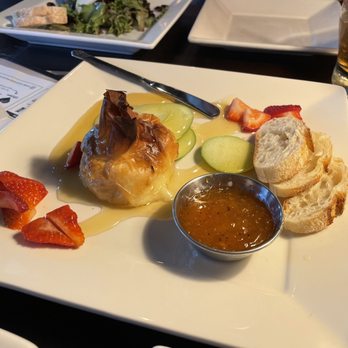 The Wine Bistro - Baked French Brie starter!  (7/30/2021) - Wine Bars Near Me - Upper Arlington, Ohio