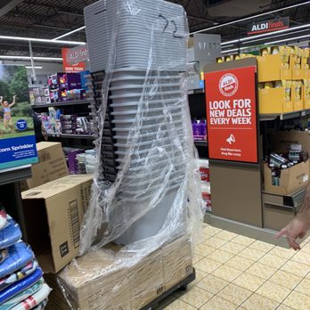 ALDI - Extra stock taking up half of aisle - Grocery Near Me - Detroit, Michigan