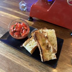Wine o'clock Shop - Shareable toast