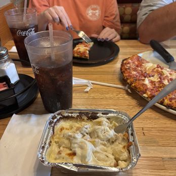 Diamond Pi Company - Chicken Alfredo- no flavor and smaller than a Lean Cuisine for $14 - Pizza Near Me - Monticello, Iowa Diamond Pi Company - Chicken Alfredo- no flavor and smaller than a Lean Cuisine for $14 - Pizza Near Me - Monticello, Iowa