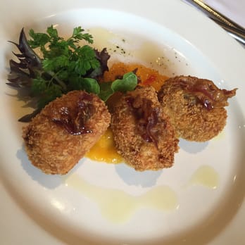 Zio's  Restaurant - Duck Croquette, yum - Modern Australian Near Me - East Melbourne, VIC