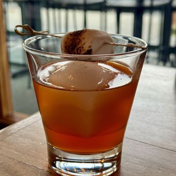Fourth Street Mill - Marshmallow old fashioned - Wine Bars Near Me - La Verne, California