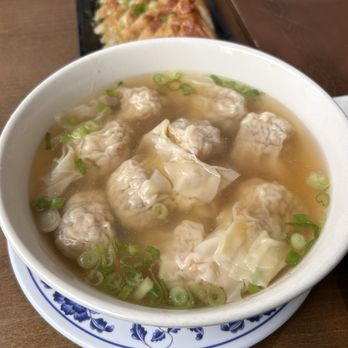 Hon's Wun-Tun House - c1 wonton soup - Cantonese Near Me - San Francisco, California Hon's Wun-Tun House - c1 wonton soup - Cantonese Near Me - San Francisco, California