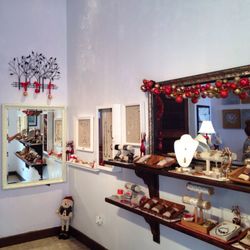 Colonial Hill - Jewelry