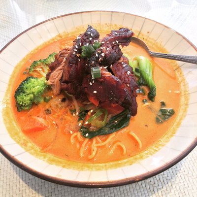 Ching's Table by null