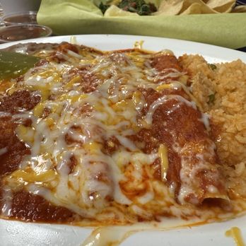 El Ranchero - Cheese enchilada combo - Mexican Near Me - Alta Loma, California El Ranchero - Cheese enchilada combo - Mexican Near Me - Alta Loma, California