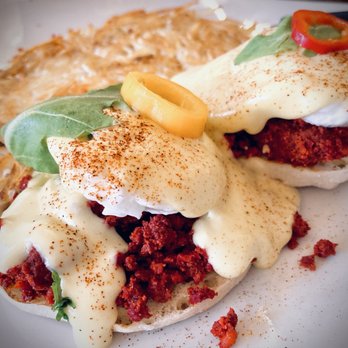 La Parada Cafe - Chorizo Benedict - Mexican Near Me - Reno, Nevada La Parada Cafe - Chorizo Benedict - Mexican Near Me - Reno, Nevada