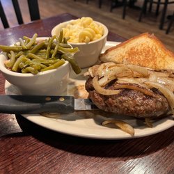 Longshots Bar & Grill - Hamburger Steak - SO DANG DELICIOUS! Nice huge cut of meat - Mac and cheese also great!